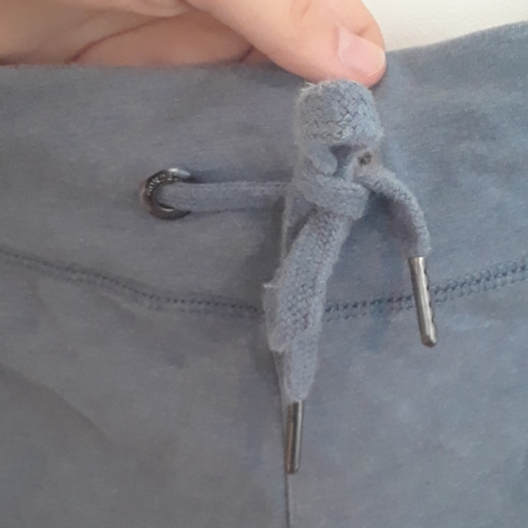 Shorts - Picture 2 of 5